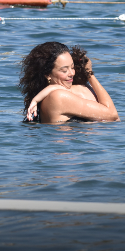 Anne-kız tatilde