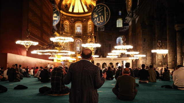 Mevlid Kandili'nin anlam ve önemi