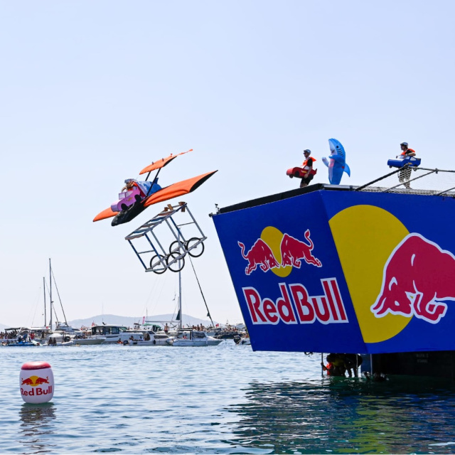 Red Bull uçuş günü İstanbul’da “Uçuş Serbest” dedi