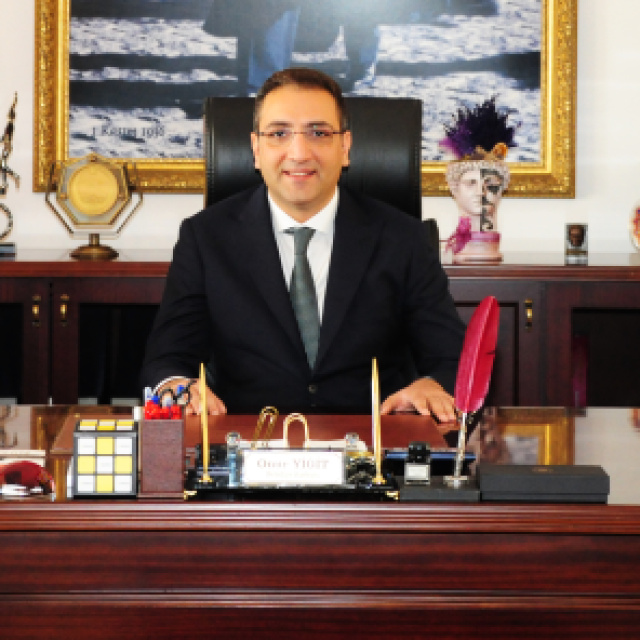 Balçova Belediye Başkanı görevine iade edildi