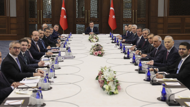 EKK'dan ekonomi programı mesajı