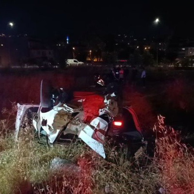 Araziye savrulan otomobil takla attı: 5 yaralı