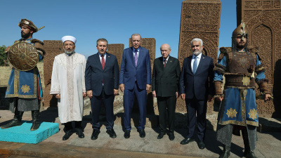 Selçuklu Meydan Mezarlığı'nı ziyaret ettiler