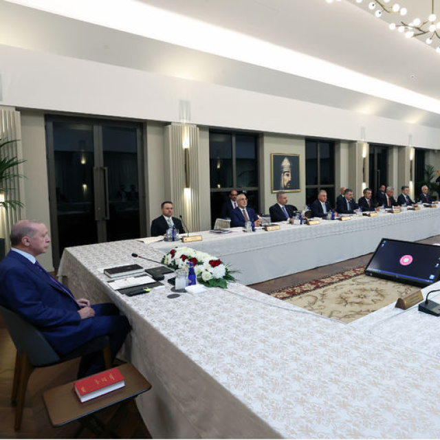 Kabine Toplantısı Ahlat'ta başladı