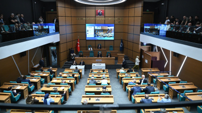Üsküdar'da başkan vekilliği kararına durdurma