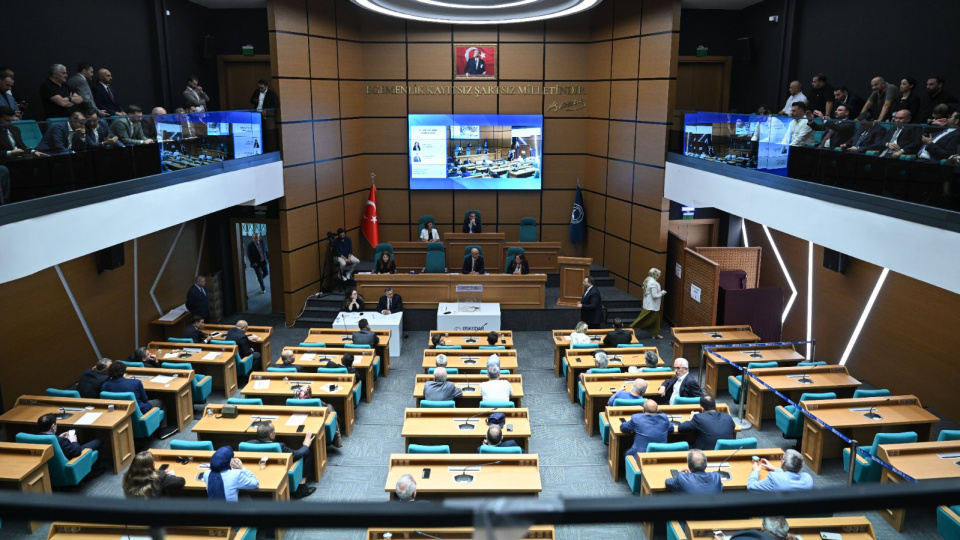 Üsküdar'da başkan vekilliği kararına durdurma