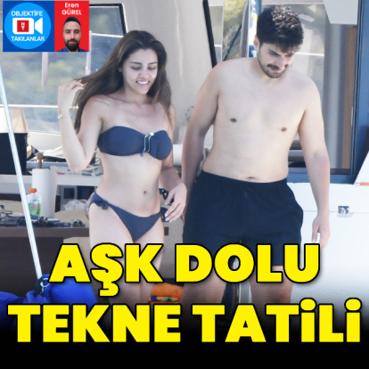 Teknede aşk dolu tatil