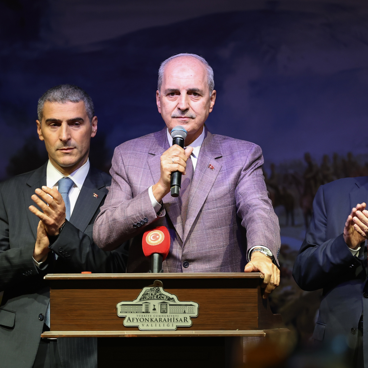 Zaferin Yükselişi: Türkiye'nin Birliği ve Geleceğe Yönelik Bir Vaat