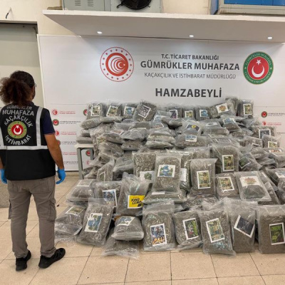 Sınır kapısında 287 kilogram uyuşturucu ele geçirildi