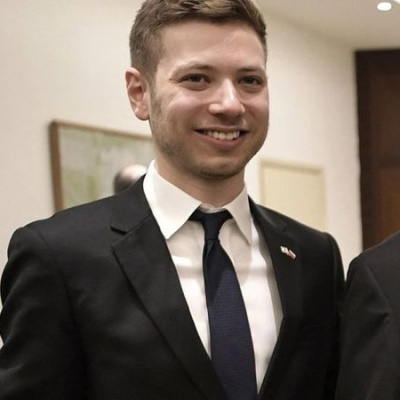Netanyahu'nun oğlu gizlice tahliye edildi