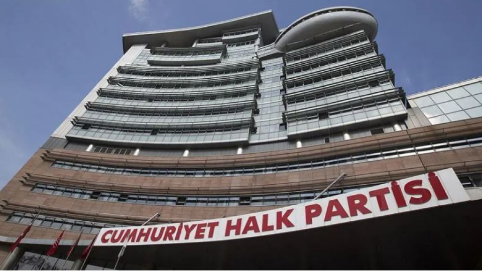 CHP'de o isimlere ihraç talebi