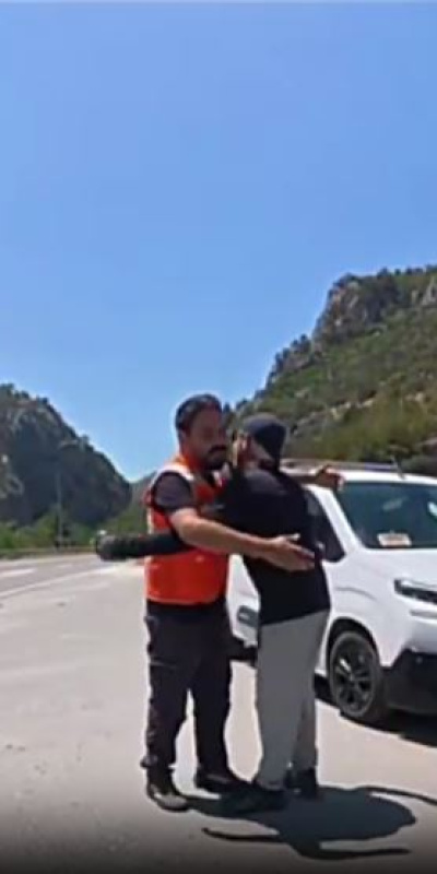 Kelimeler ayrı, gönül dili aynı