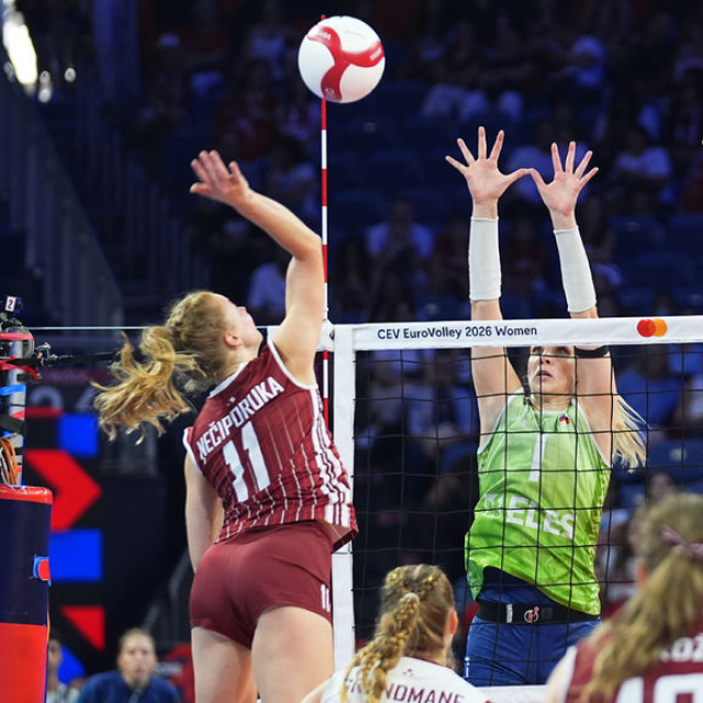 5 set sonucu kazanan Slovenya!