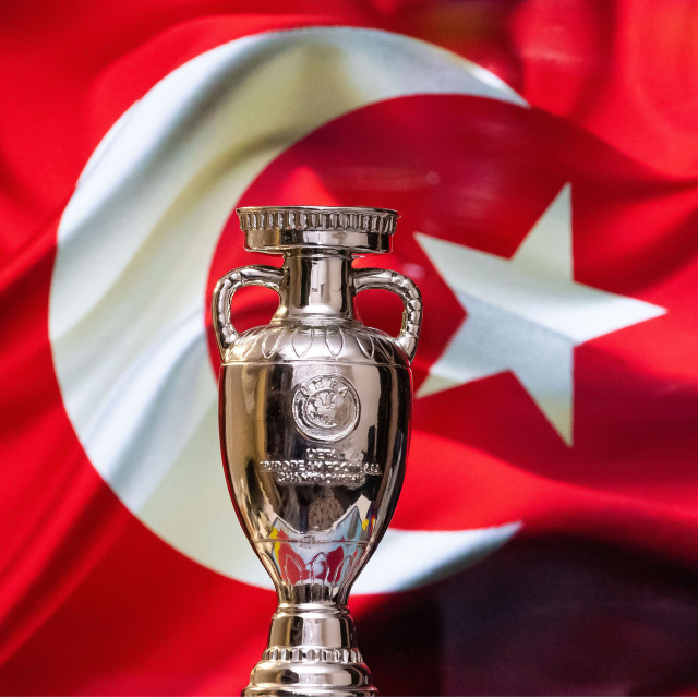 F.Bahçe ve G.Saray'a Şampiyonlar Ligi'nde dev gelir!