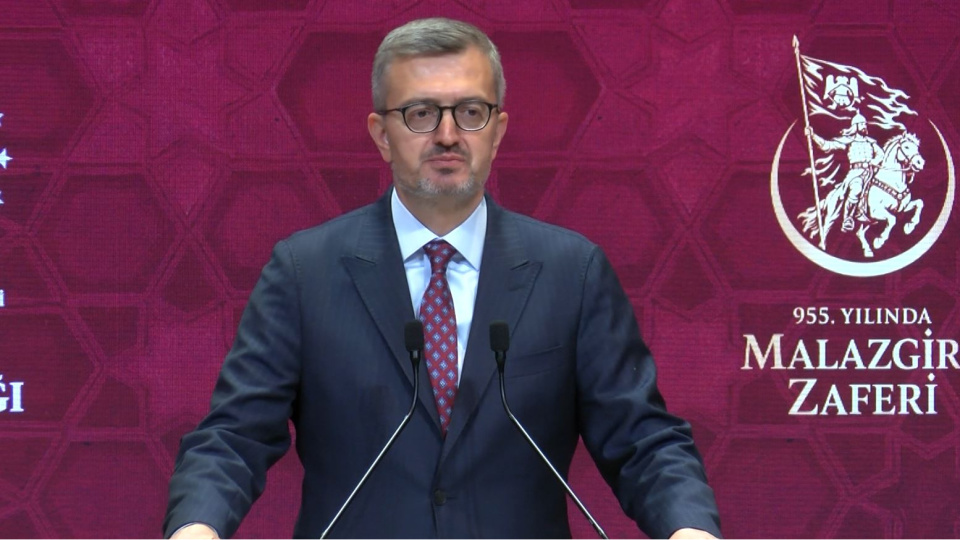 "Türkiye'nin yürüyüşüne engel olamayacaklar"