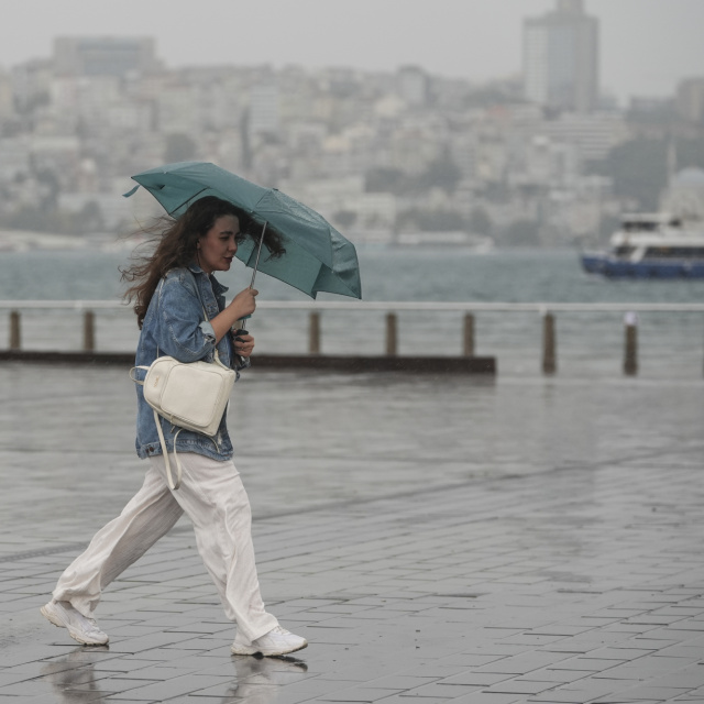 Yağmur geliyor, sıcaklıklar düşüyor