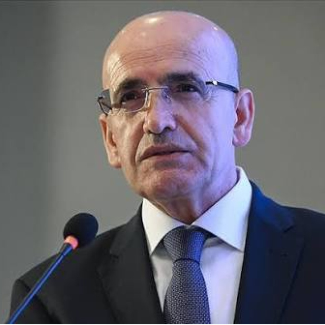 Bakan Şimşek’ten esnafa yönelik kredi düzenlemesine ilişkin açıklama