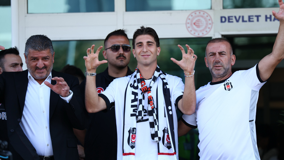 Miretti, Beşiktaş için İstanbul'da!