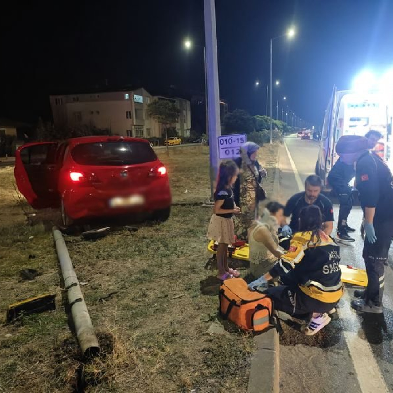 Samsun'da iki otomobil çarpıştı: 10 yaralı haber görseli