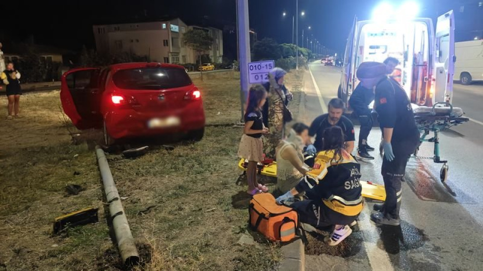 Samsun'da iki otomobil çarpıştı: 10 yaralı