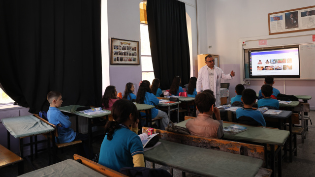 MEB açıkladı! Uyum sürecinde velilere idari izin