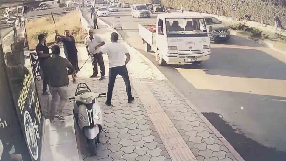 Kira anlaşmazlığında sopalı kavga