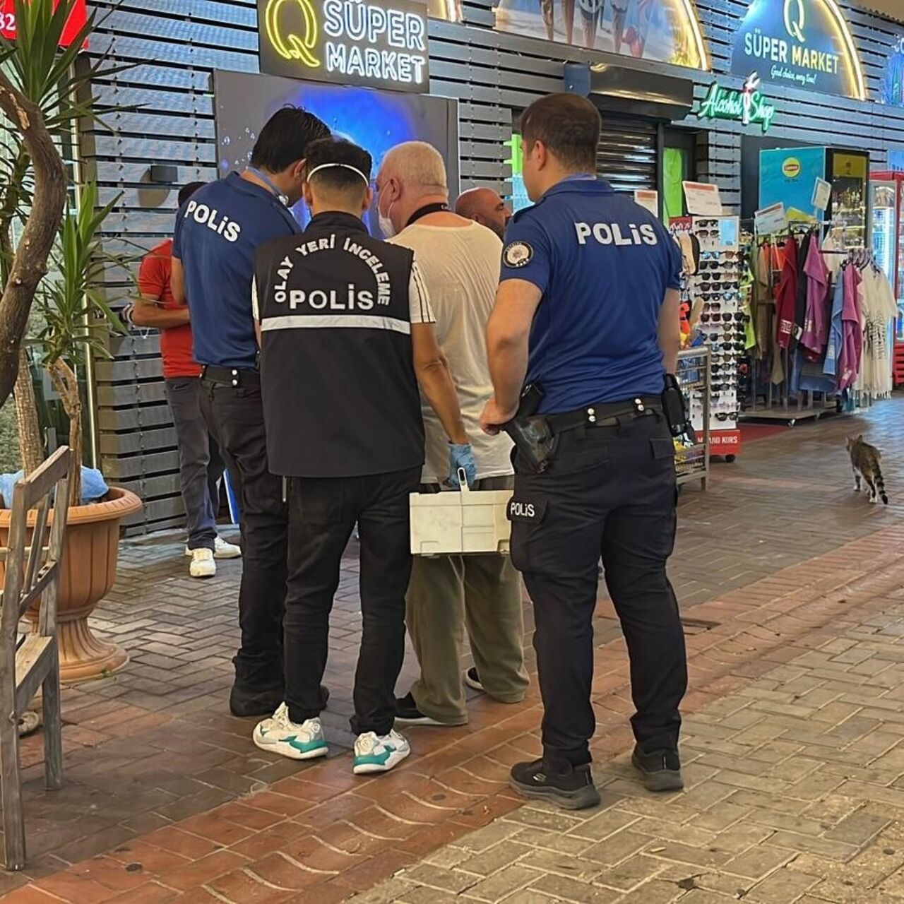 Turist otel odasında ölü bulundu