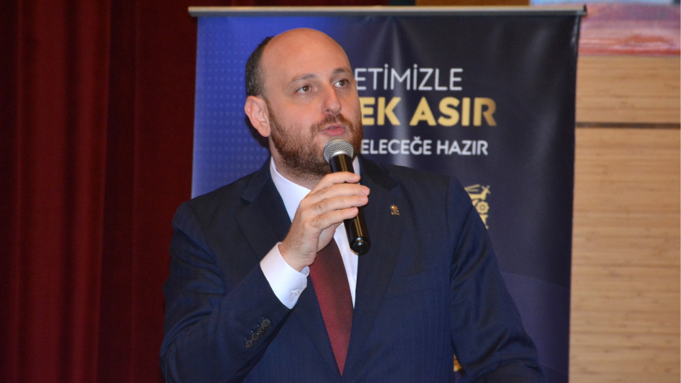 "Erken seçim gündemimizde değil"