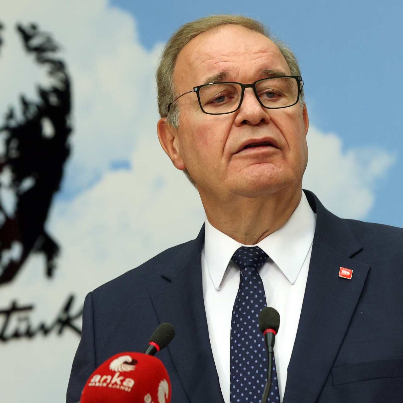 "Çerçeve yasa 'şartlı bir başlangıç'" haber görseli