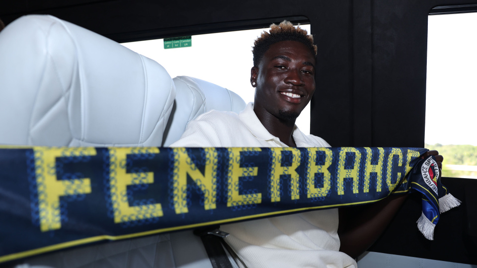 F.Bahçe, Oppong transferini açıkladı!