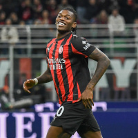 Rafael Leao transferinde mutlu son!