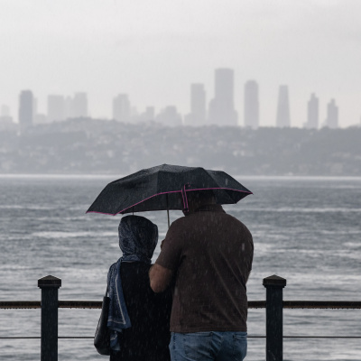 Meteoroloji'den sağanak yağmur ve fırtına alarmı!