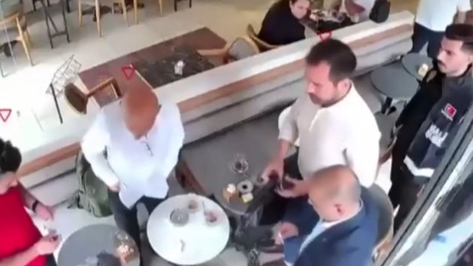Ersoy'dan para talebine 4 sevk