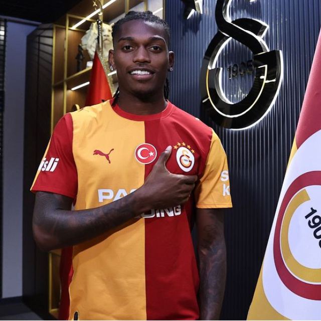 Rafael Leao, G.Saray'ın 7. Portekizlisi!