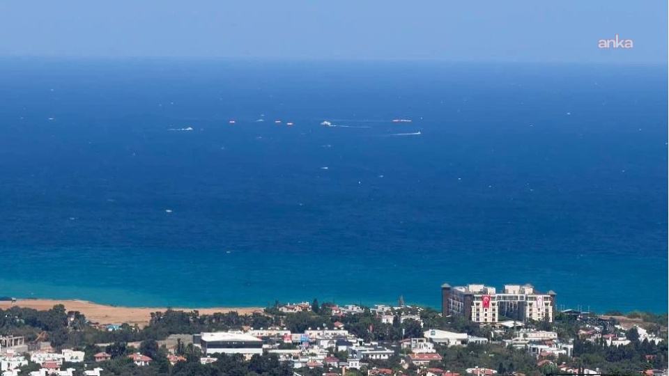 Türkiye'den, KKTC'de alabora olan gemi ile ilgili açıklamalar
