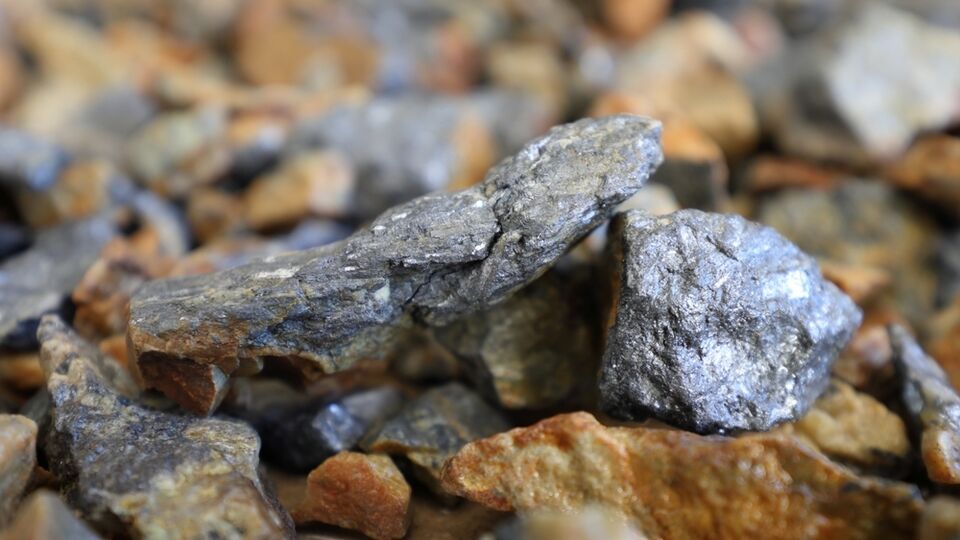 'Enerji dönüşümünde kritik mineraller yeni bağımlılık alanı'