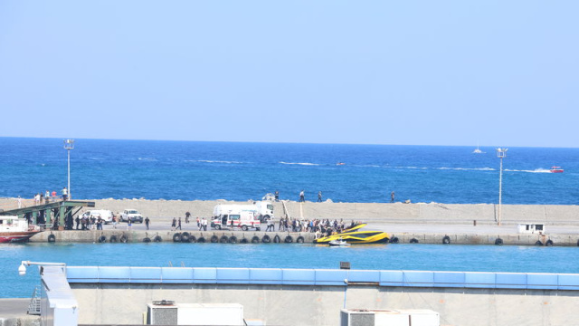 Girne açıklarında yolcu gemisi alabora oldu