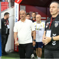 "23 yaş altı oyuncu alabiliriz"