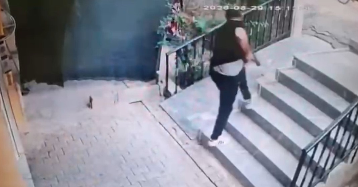 Çocuk kavgasında silahla ortaya çıktı!
