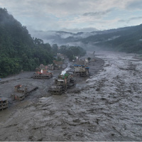Nepal'de arama kurtarma çalışmaları sürüyor