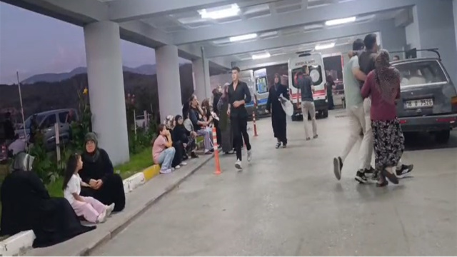 Sünnet düğününde 367 kişi zehirlendi