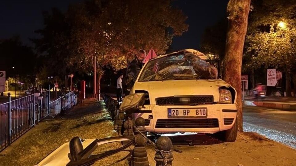 Oğlu kazada ölen adam kalbine yenildi