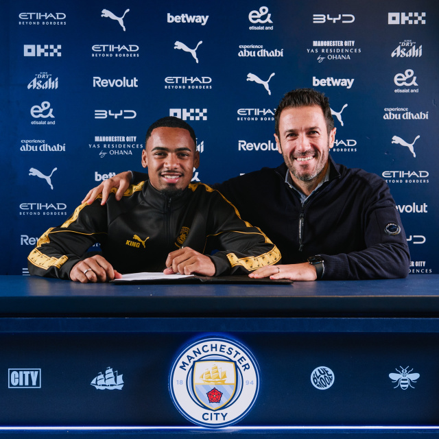 Allan Elias, Manchester City'de!