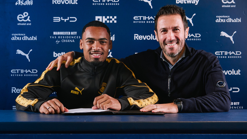 Allan Elias, Manchester City'de!