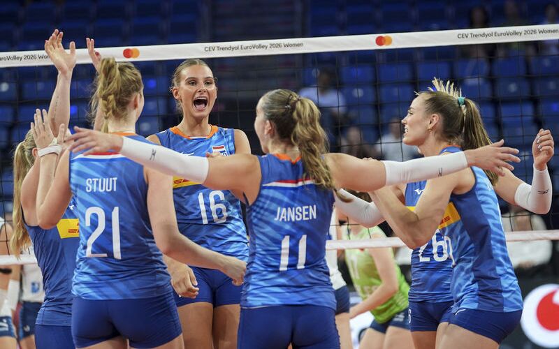 Hollanda çeyrek finale yükseldi!