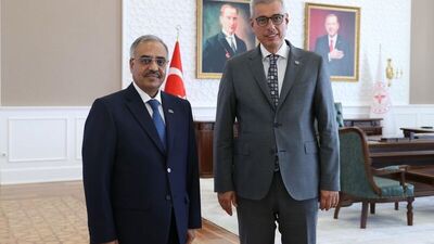 Bakan Memişoğlu, D-8 Genel Sekreteri Mahmood ile bir araya geldi