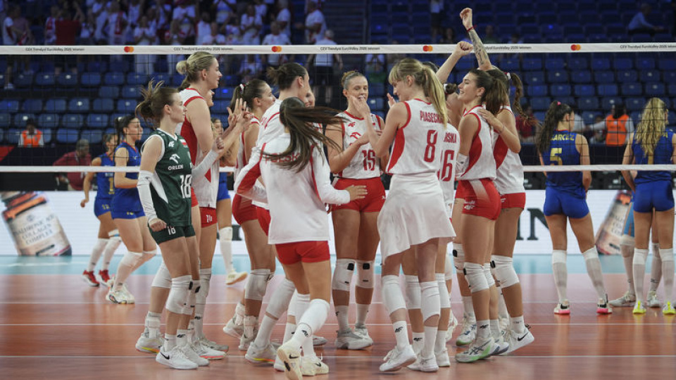 Polonya set vermeden çeyrek finalde!