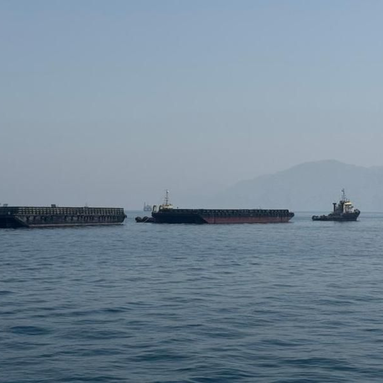 Hürmüz'ün kilit adası Lark