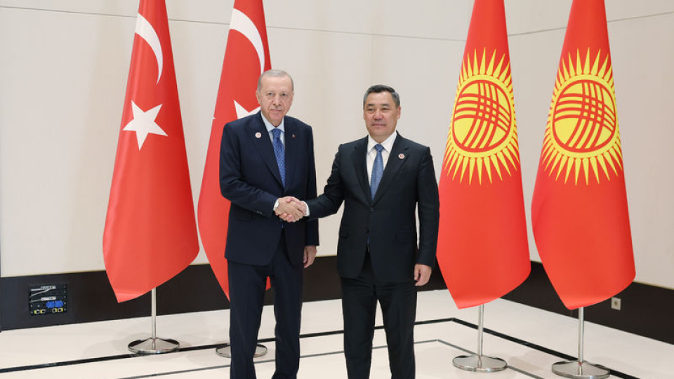 Cumhurbaşkanı Erdoğan'ın temasları sürüyor