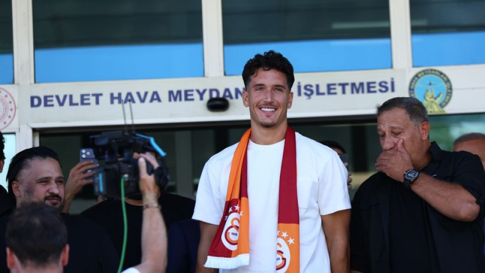 Deniz Gül, G.Saray için İstanbul'da!